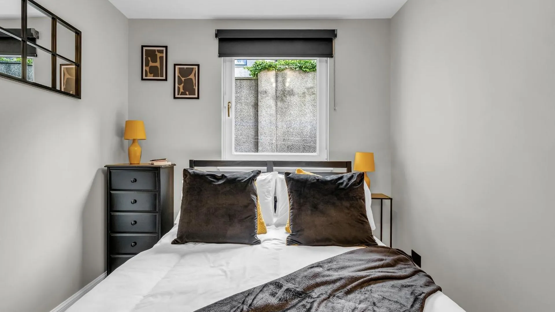 Freeparking-City Centre-Comfy-No Lez Zone-High Spec Aberdeen