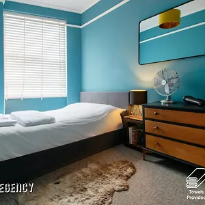 https://luxury-central-regency-apartment.brighton-hotels-england.com